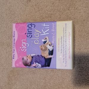 New‎ ASL The Sign, Sing and play  kit